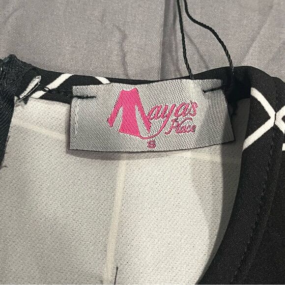 Maya’s Place Black & White Grid Pattern Midi Dress Size Small - Picture 5 of 6